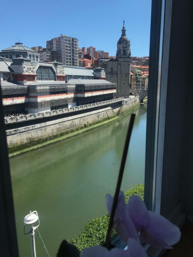 Old Town & River Bilbao Exteriér fotografie